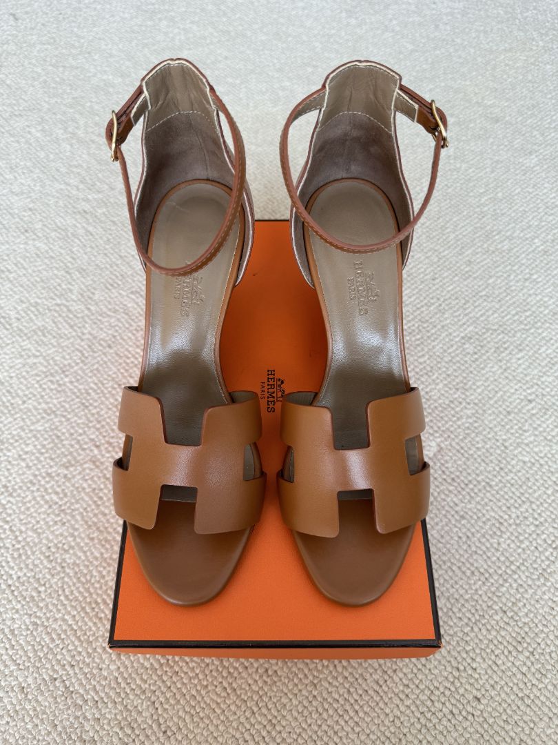Beige Hermès Heels, 36.5 EU