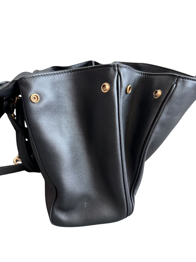 Black Balenciaga Shoulder Bags