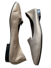 Gold Hermès Flat Shoes, 36.5 EU